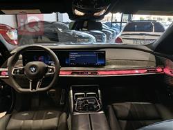 بي ام دبليو الفئة 7